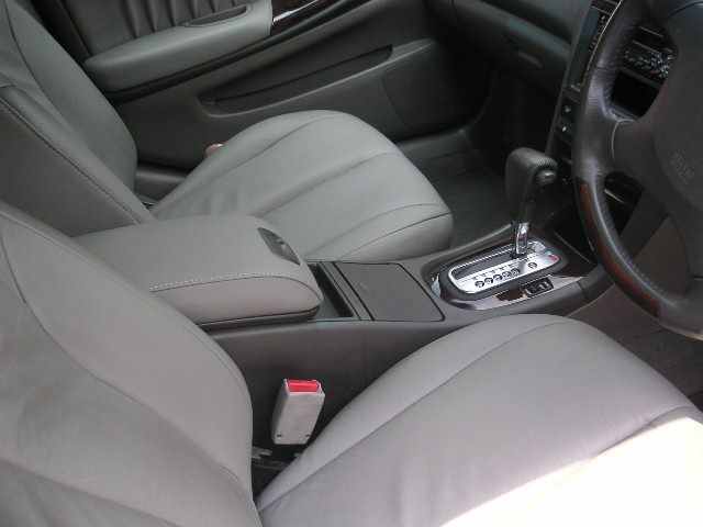 Nissan Cefiro