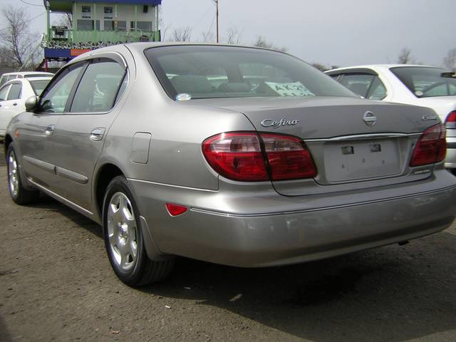 2001 Nissan Cefiro