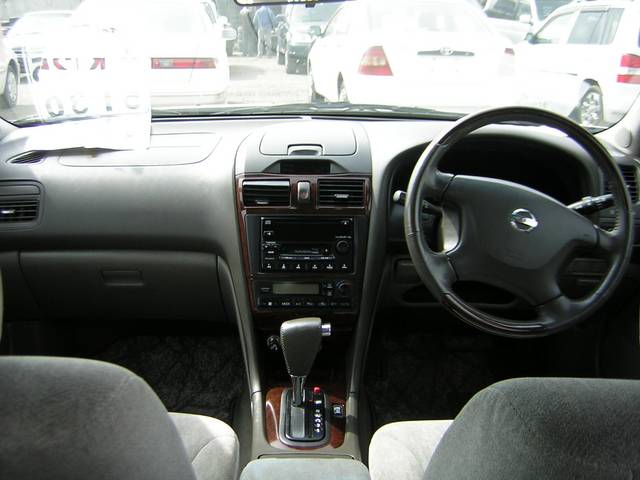 2001 Nissan Cefiro