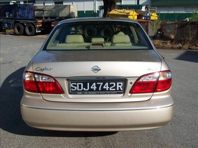 2001 Nissan Cefiro