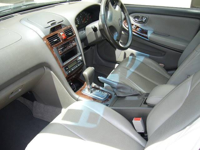 2001 Nissan Cefiro