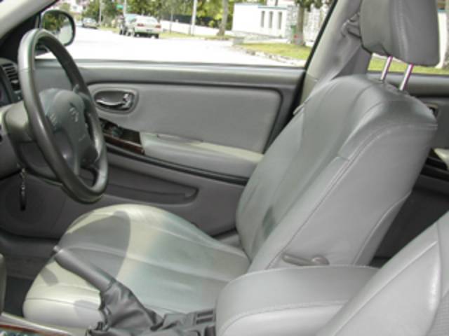 2001 Nissan Cefiro
