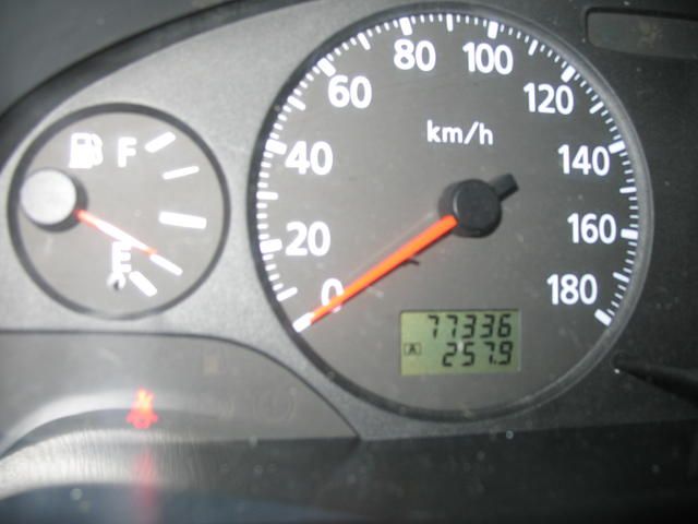 2001 Nissan Cefiro