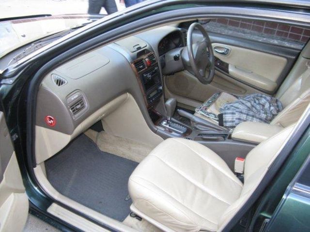 2001 Nissan Cefiro