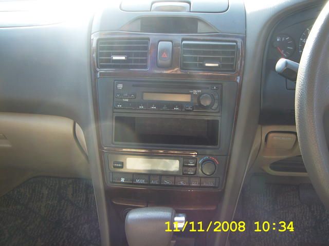 2001 Nissan Cefiro