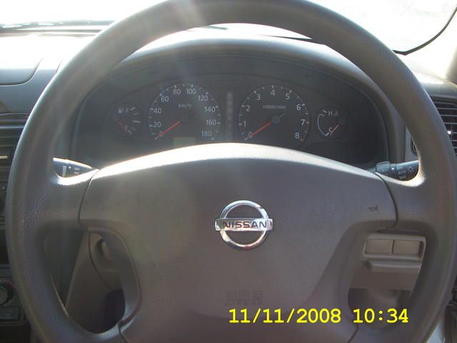 2001 Nissan Cefiro