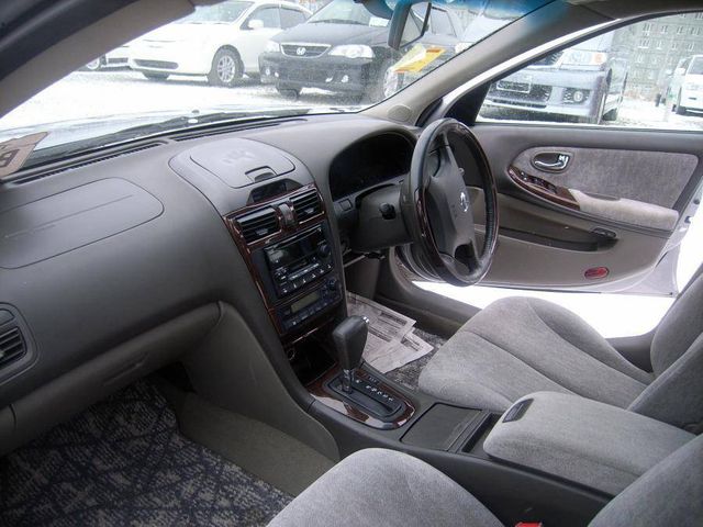 2001 Nissan Cefiro