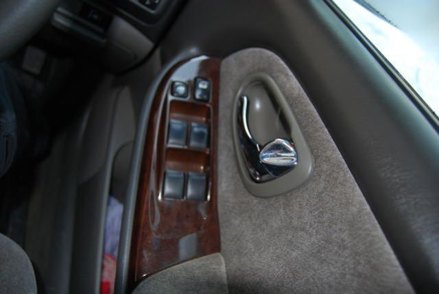 2001 Nissan Cefiro