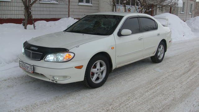 2001 Nissan Cefiro