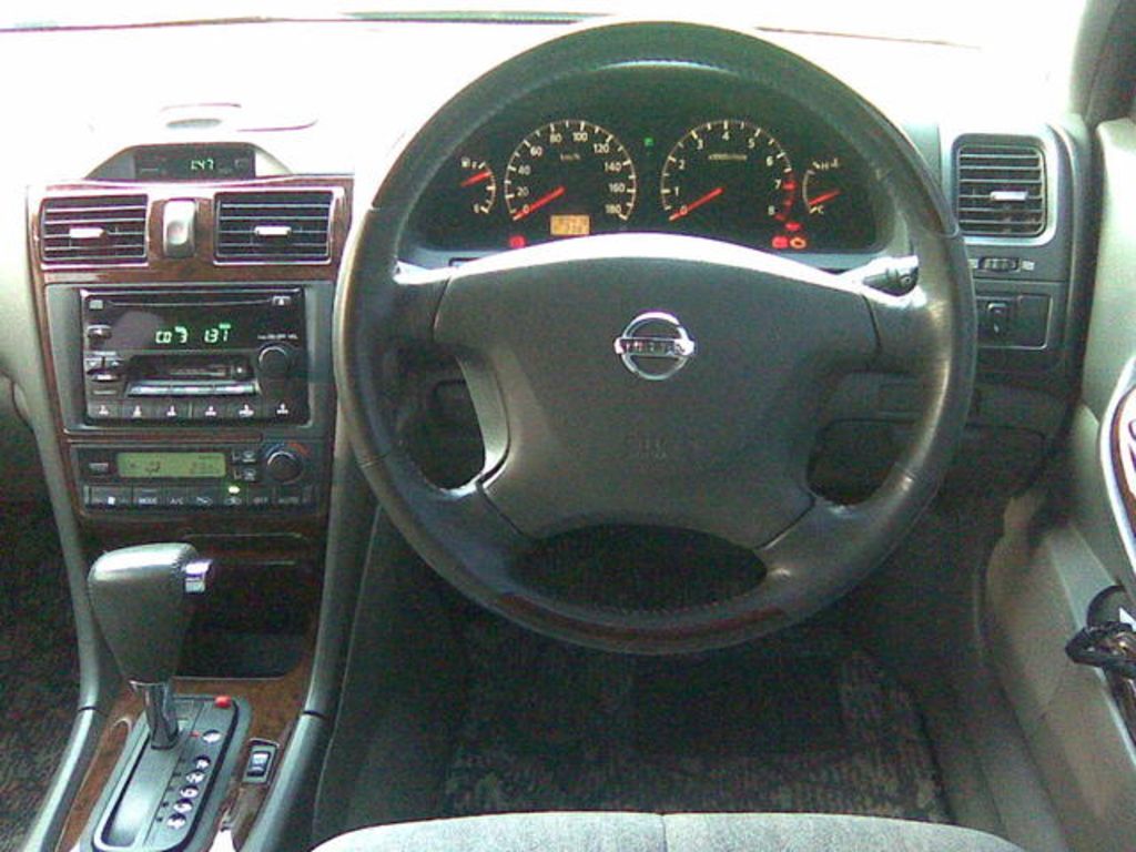 2001 Nissan Cefiro