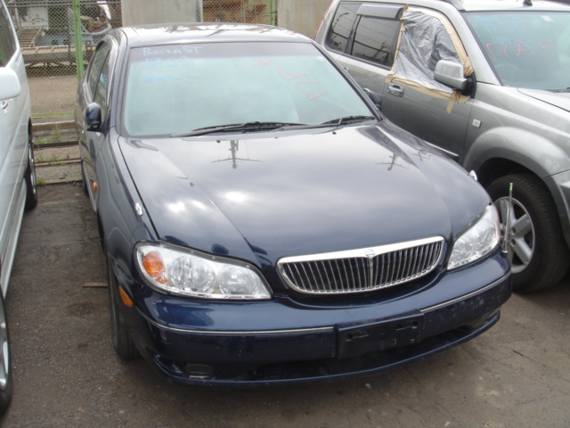 2001 Nissan Cefiro Pictures