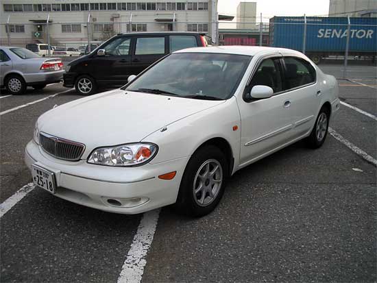 2001 Nissan Cefiro Photos