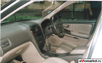 2001 Nissan Cefiro Images