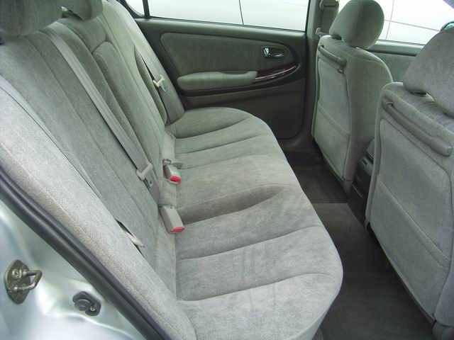 2001 Nissan Cefiro Images