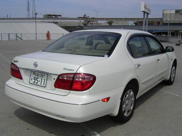 2001 Nissan Cefiro Images