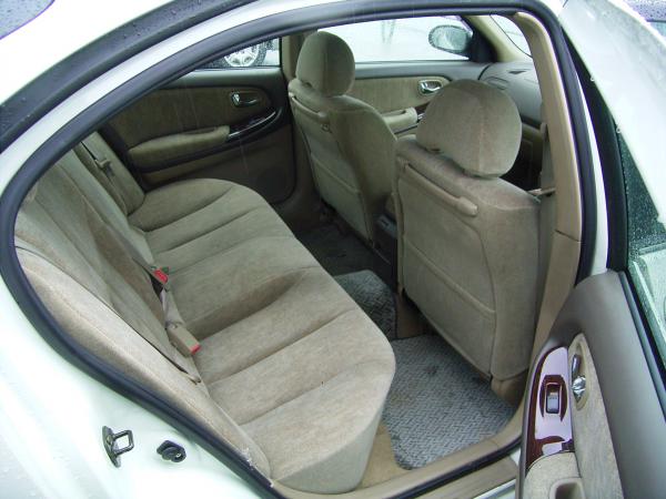 2001 Nissan Cefiro Images