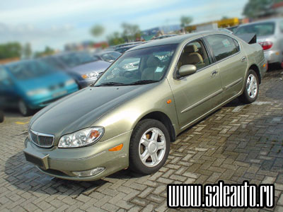 2001 Nissan Cefiro Pictures