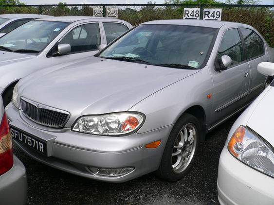 2001 Nissan Cefiro Photos