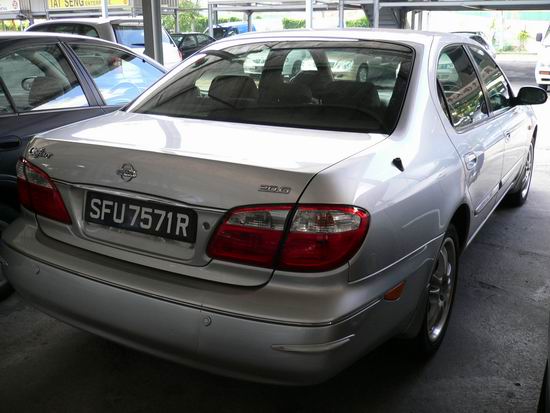 2001 Nissan Cefiro Pictures
