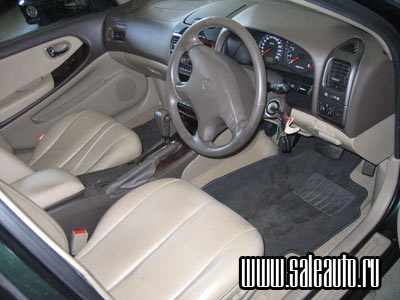 2001 Nissan Cefiro Pictures