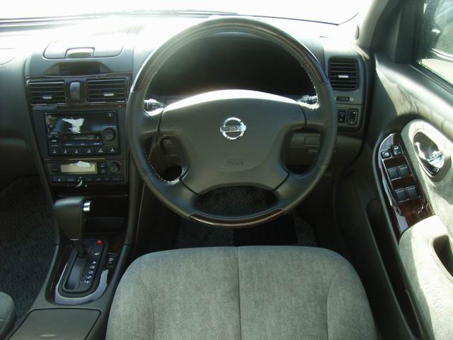 2001 Nissan Cefiro Pictures