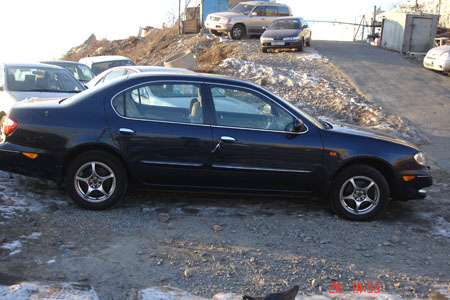 2001 Nissan Cefiro Pictures