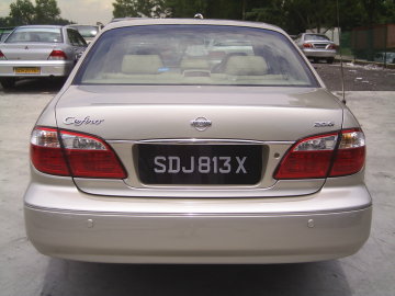 2001 Nissan Cefiro Photos