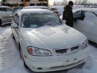 2001 Nissan Cefiro