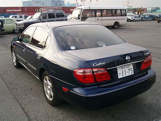 2001 Nissan Cefiro Photos