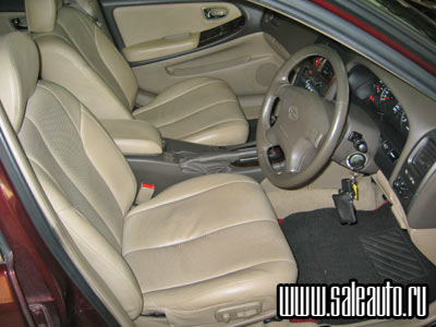 2001 Nissan Cefiro Pictures