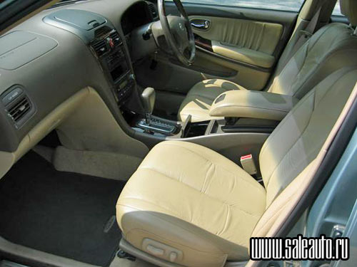 2001 Nissan Cefiro Pics