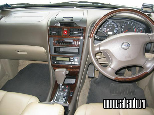 2001 Nissan Cefiro Pictures