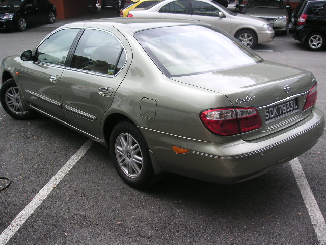 2001 Nissan Cefiro Pictures