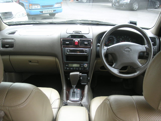 2001 Nissan Cefiro Photos