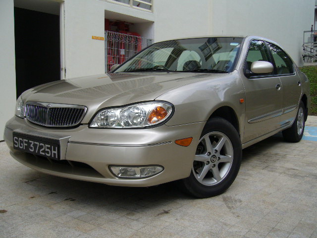 2001 Nissan Cefiro Photos