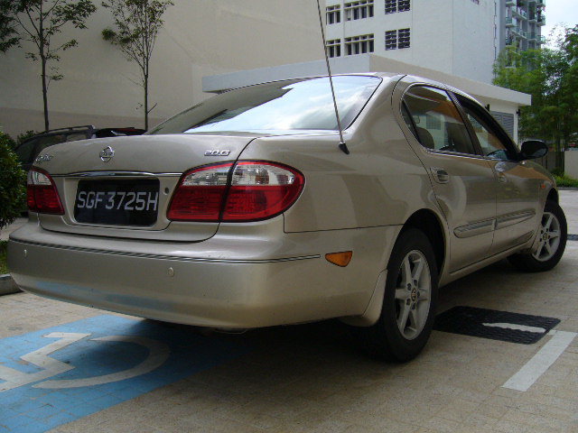 2001 Nissan Cefiro Photos