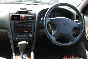 2001 Nissan Cefiro Pictures