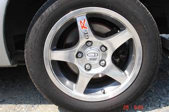 2001 Nissan Cefiro Pictures