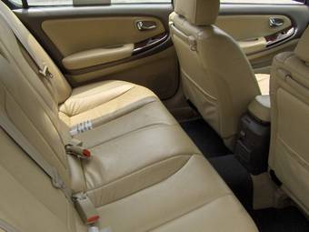 2001 Nissan Cefiro Photos