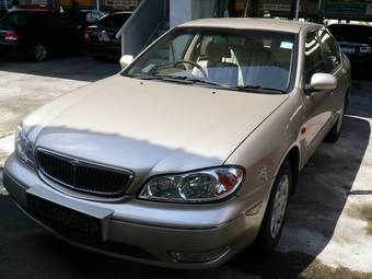 2001 Nissan Cefiro Pictures