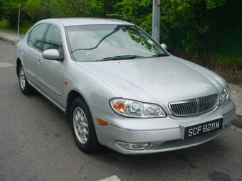 2001 Nissan Cefiro Photos