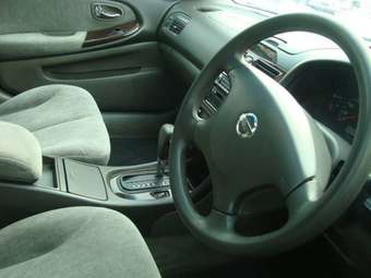 2001 Nissan Cefiro Photos