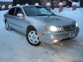 2001 Nissan Cefiro Photos