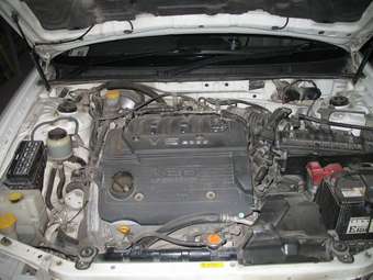 2001 Nissan Cefiro Photos