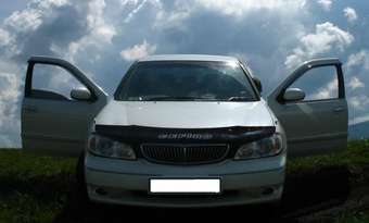 2001 Nissan Cefiro Pictures
