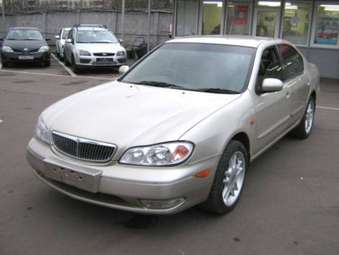 2001 Nissan Cefiro Pictures