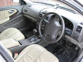 2001 Nissan Cefiro Photos