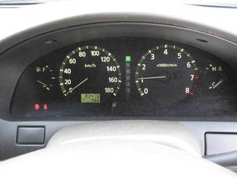 2001 Nissan Cefiro Photos