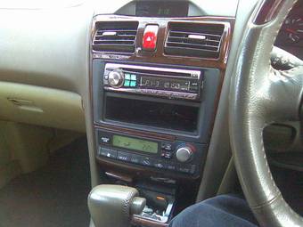 2001 Nissan Cefiro Photos