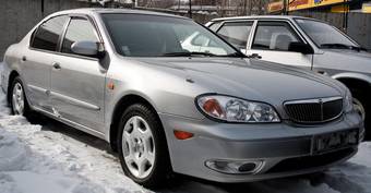 2001 Nissan Cefiro Pictures